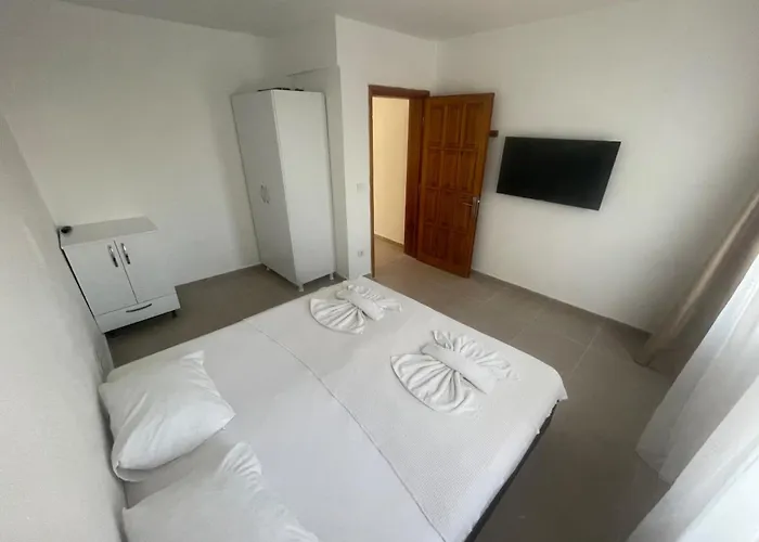 Chic In - Walk To Marina * 博德鲁姆