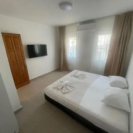 Apartament Chic In - Walk To Marina